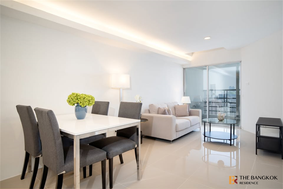 picture Waterford Diamond Condo with the Best Location - 3/9