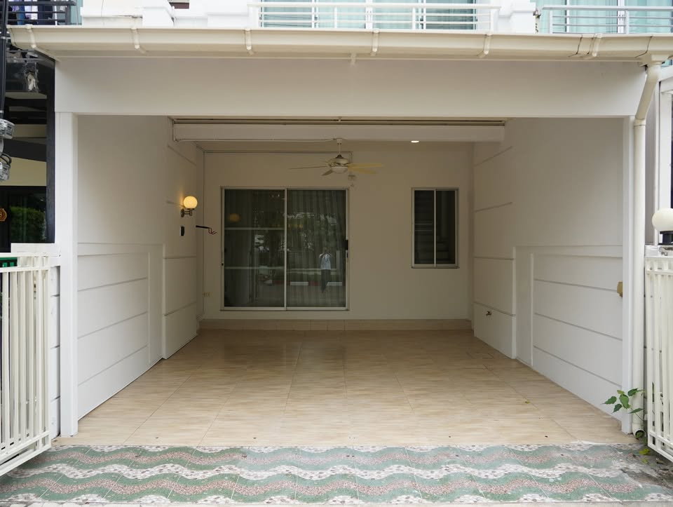 รูป 🔥 ขายทาวน์โฮม 3 ชั้น 🏡 บ้านกลางเมือง เออบาเนี่ยน สุขุมวิท 113 | Baan Klang Muang Urbanion Sukhumvit 113 - รูปที่ 17/23