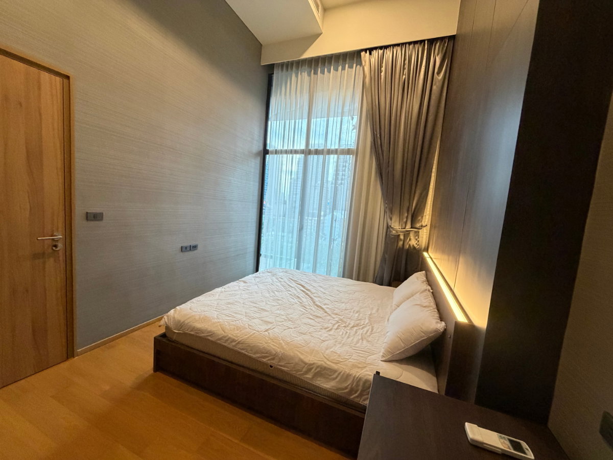 รูป Siamese Exclusive 31 ห้อง Duplex เพดานสูง บรรยากาศอบอุ่น พร้อมลิฟต์ส่วนตัวส่งตรงถึงห้อง และห้องนั่งเล่นที่กว้างขวาง  - รูปที่ 23/26