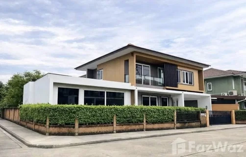 Stylish 4-Bedroom with Modern Interiors | Fully Furnished 6667787