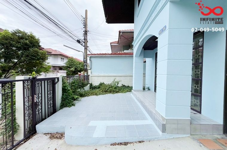 ขายบ้านเดี่ยว 3 ห้องนอน 250 ตร.ม. 40 ตร.ว. เขตพระโขนง