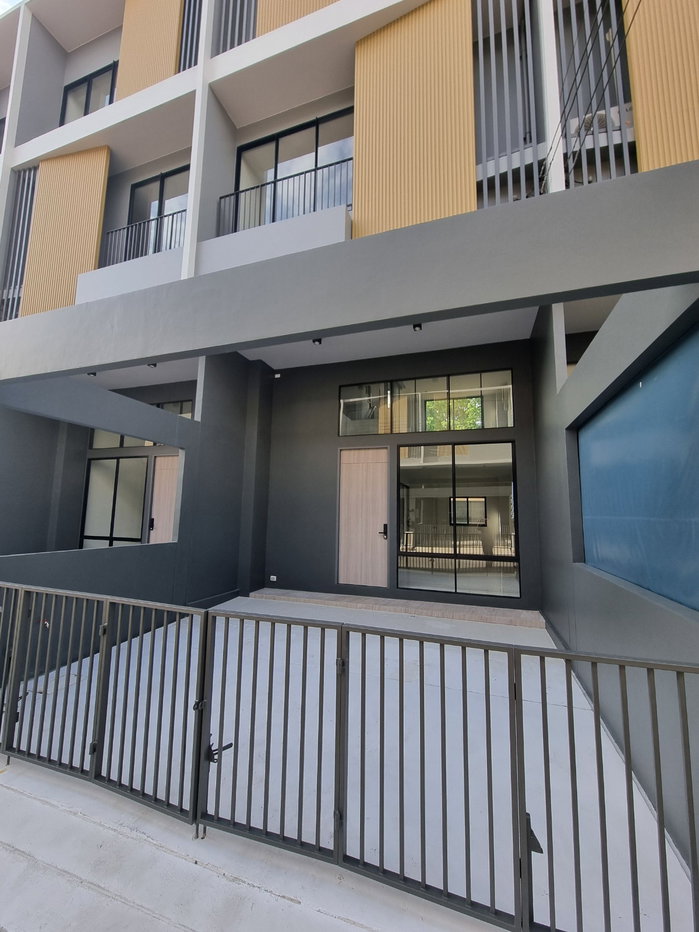 รูป ให้เช่า!! ทาวน์โฮม 3.5 ชั้น โครงการ NUE Cove North ติดถนนราชพฤกษ์ ใกล้เด่นหล้าเพียงไม่กี่ก้าว 🔥 - รูปที่ 5/21