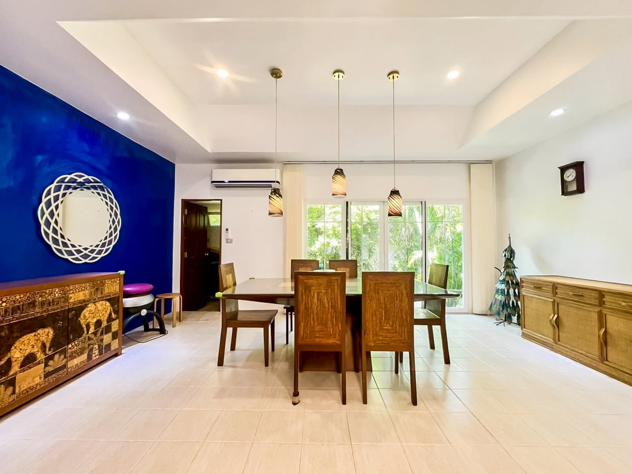 รูป High-End 3 Bedroom Pool Villa for Sale East Pattaya - รูปที่ 9/24