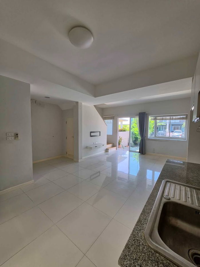 รูป 🔥 ขายทาวน์โฮม🏡 อินดี้ ศรีนครินทร์-ร่มเกล้า | Indy Srinakarin-Romklao - รูปที่ 8/13
