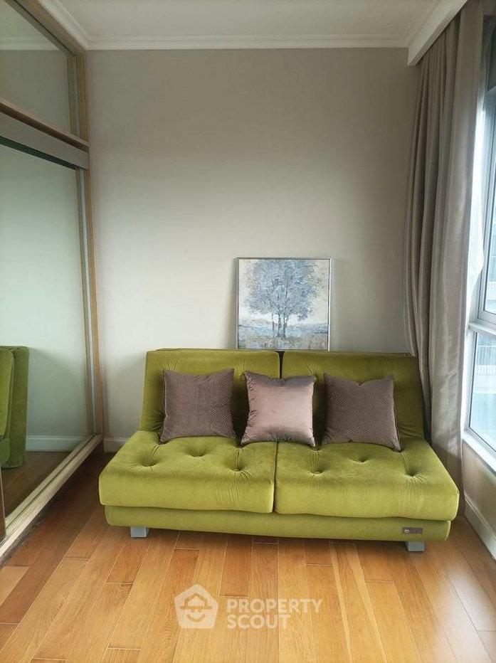picture 22nd-Floor 3-BR At Hive Taksin, 100m To BTS Wongwian Yai (ID 3178735) - 5/17