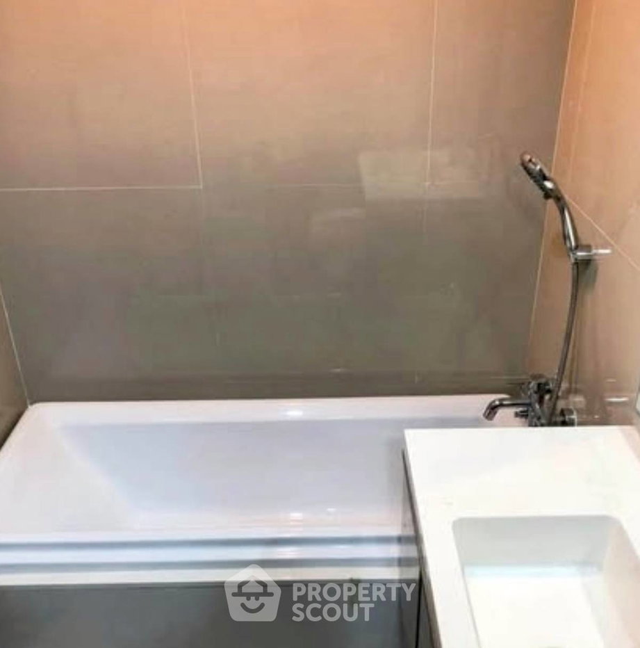 รูป คอนโด 10 ห้องนอน ชั้น 25 The Capital Ratchaprarop - Vibhavadi ใกล้ BTS สนามเป้า (ID 3171948) - รูปที่ 3/7