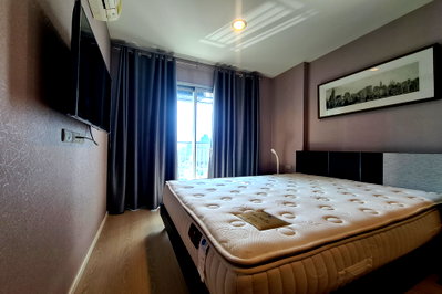 Condos for sale :  Sale with tenant !!  Rhythm Sathorn - Narathiwas, 1 bedroom, 1 bathroom, high floor 19++, nice view !! Code C20221201031 furnished, Special Deal!!📣📣