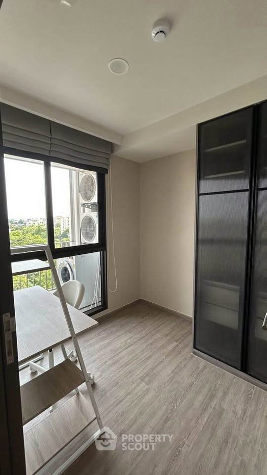 picture 2-BR Condo Vivere Sukhumvit 72 Near BTS Bearing (ID 3171175) - 13/17