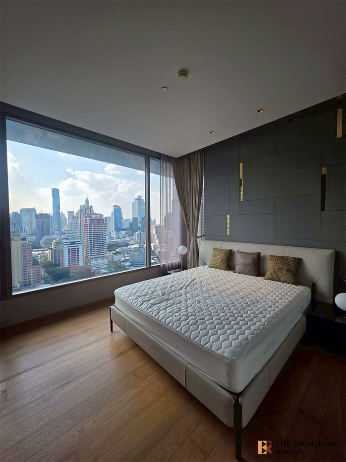 picture Ultimate Luxury Lifestyle with Convenience Saladaeng One near MRT Lumpini Station - 5/10