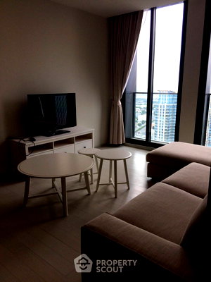 Condos for sale : 43rd-Floor 3-BR For Sale At Noble Ploenchit, 100m To BTS Phloen Chit (ID 591264)