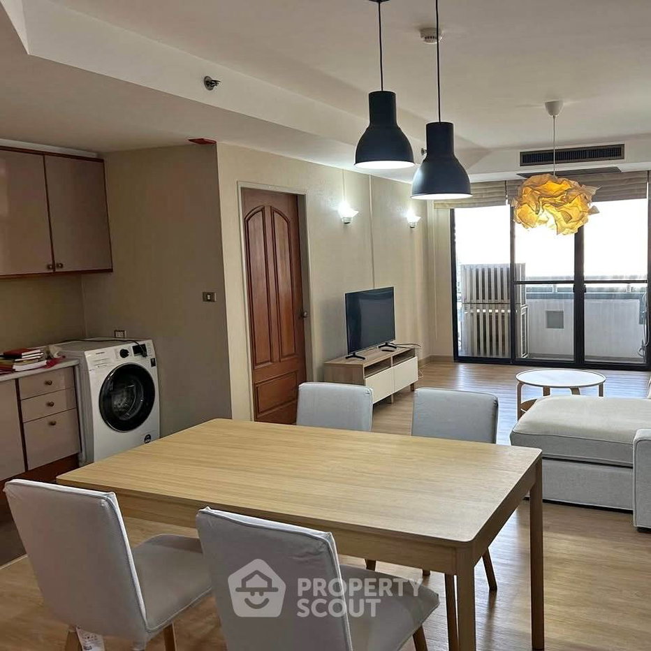 รูป คอนโด 2 ห้องนอน Las Colinas ใกล้ BTS อโศก เพียง 100 ม. (ID 3179154) - รูปที่ 1/8
