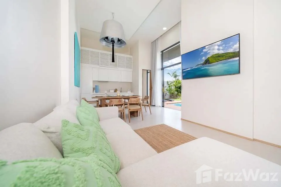 picture Renovated Villa | 3 beds 3 Baths | 10 mins drive to beach 1983021 - 4/27