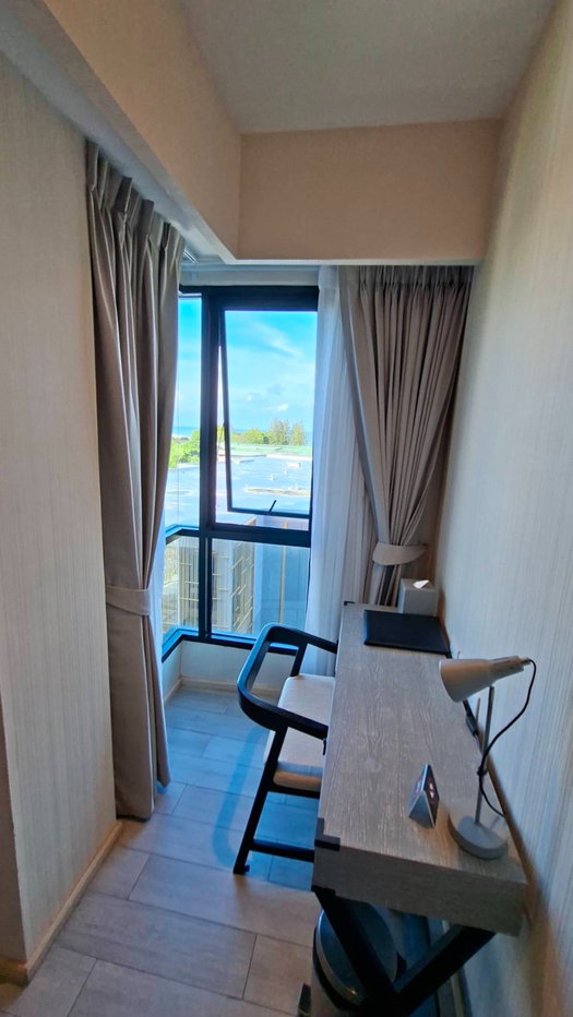 รูป ขายคอนโด Carapace Hua Hin : คาราเพซ หัวหิน , ห้องพักระดับ Deluxe Sea View 2 ห้องนอน ชั้น5 ระเบียงวิวทะเลและสวนน้ำ - รูปที่ 4/17