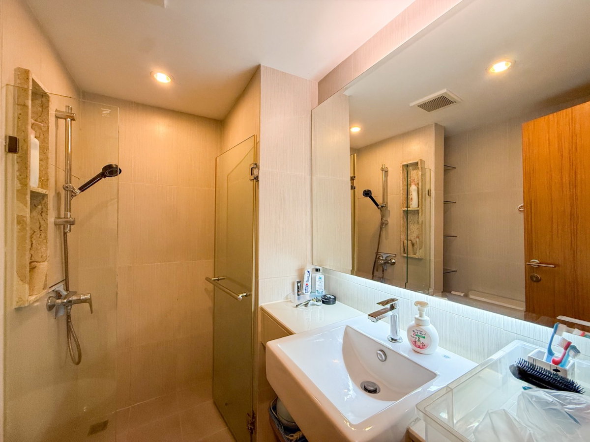 รูป ขายด่วน🔥ซีนิธ เพลซ สุขุมวิท 42 (38 ตร.ม) เพียง 3.8 ล้าน - รูปที่ 12/12