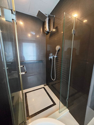 picture 🔔Nice room for rent🔔 newly room with close kitchen, balcony facing south at Rhythm Sukhumvit 50 - 9/21