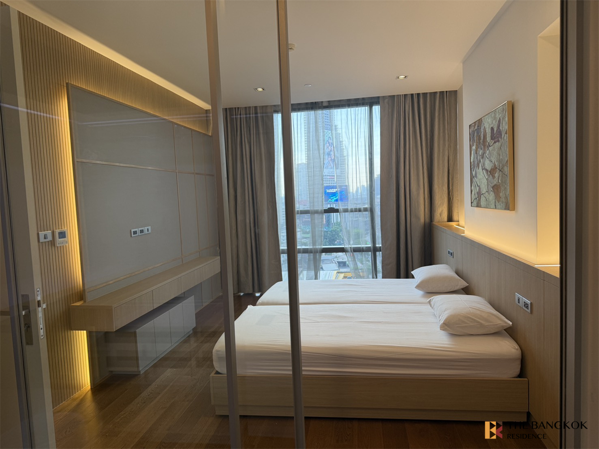 picture The Bangkok Sathorn near BTS Surasak High-potential Location, Not as Expensive as You Think - 1/10