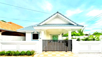 Houses for sale Bang Lamung Chonburi : Corner House for Sale Khao Noi East Pattaya 3Bed Fully Furnished