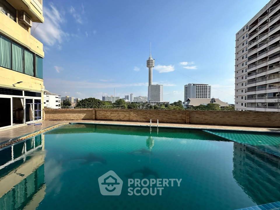 picture 1-BR Condo For Sale At ThepThip Mansion, Phratamnak (ID 3178335) - 5/5