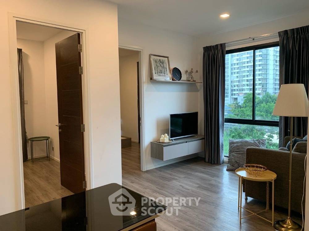 picture 2-BR Brown Condo Ratchada 32, 47 Sqm In Chan Kasem (ID 3168883) - 7/9