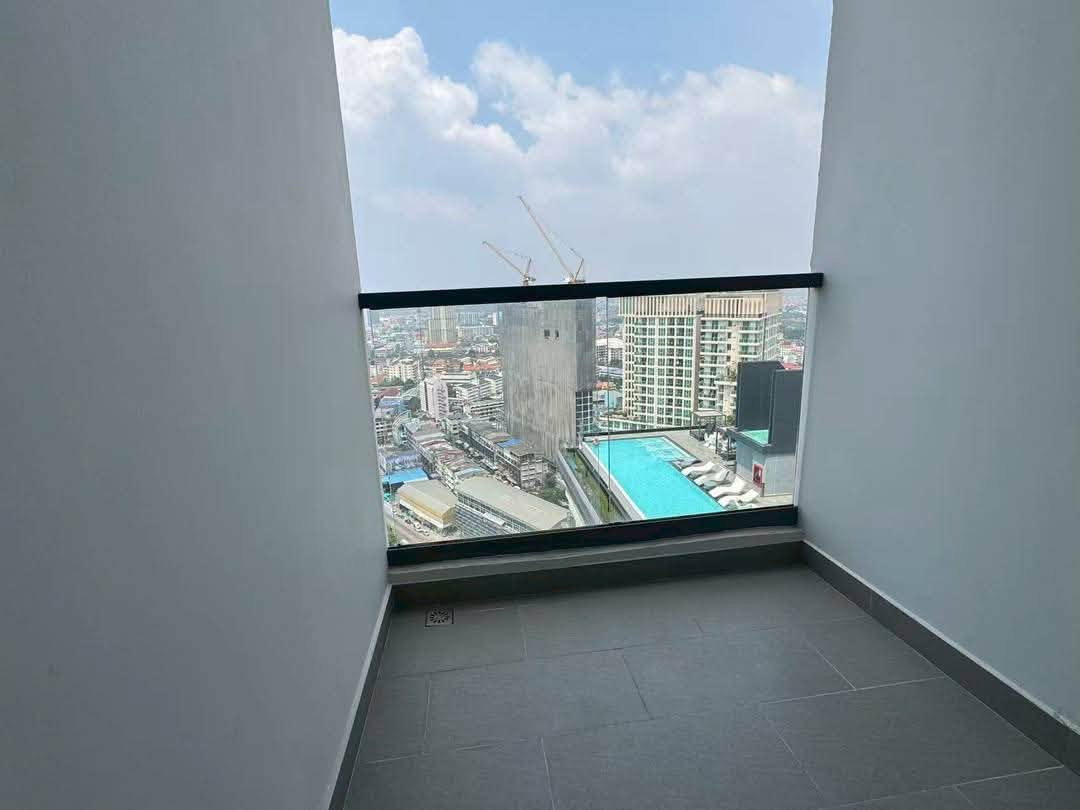 รูป คอนโดหรูใจกลางพัทยา ใกล้ walking street ใกล้ตึกคอม -Arcadia Millenium Tower ช้้นสูง วิวทะเล ชื่อต่างชาติ - รูปที่ 3/7