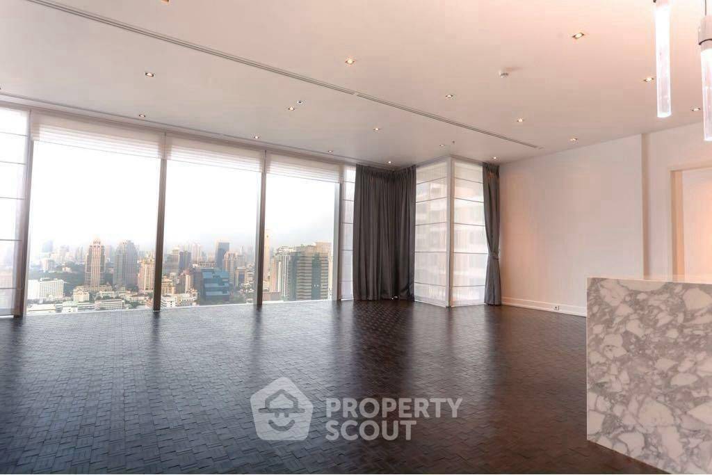 รูป ชั้น 31 3 ห้องนอน The Ritz-Carlton Residences, Bangkok ห่าง BTS ช่องนนทรี 100 ม. (ID 3177359) - รูปที่ 1/19