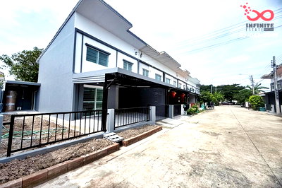 ทาวน์โฮม โลตัส โกเฟรช หมู่บ้านพฤกษา 3 : ขายทาวน์เฮาส์ 25 ตร.ว. หลังริม หมู่บ้านไลโอ บลิสซ์ กาญจนาภิเษก - วัดลาดปลาดุก บางใหญ่ ใกล้รถไฟฟ้าสายสีม่วง