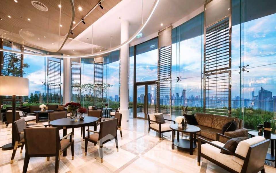 picture 28th-Floor 3-BR At Supalai Oriental Sukhumvit 39, MRT Phetchaburi (ID 3179937) - 11/16