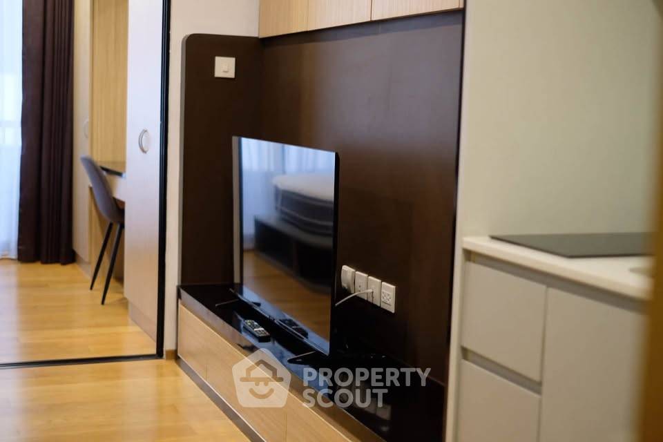 picture 1-BR Condo 200m To BTS Surasak At Noble Revo Silom (ID 3179163) - 5/15