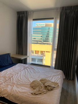 Ideo Mobi Asoke | Ideal for investment, close to MRT Phetchaburi and Srinakharinwirot University.