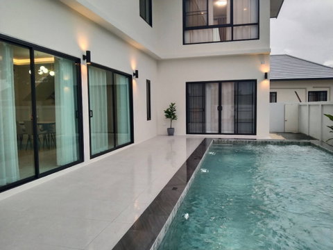 🏡✨ Modern 2-Storey Pool Villa for Sale — Spacious, Private & Fully Furnished ✨🏡