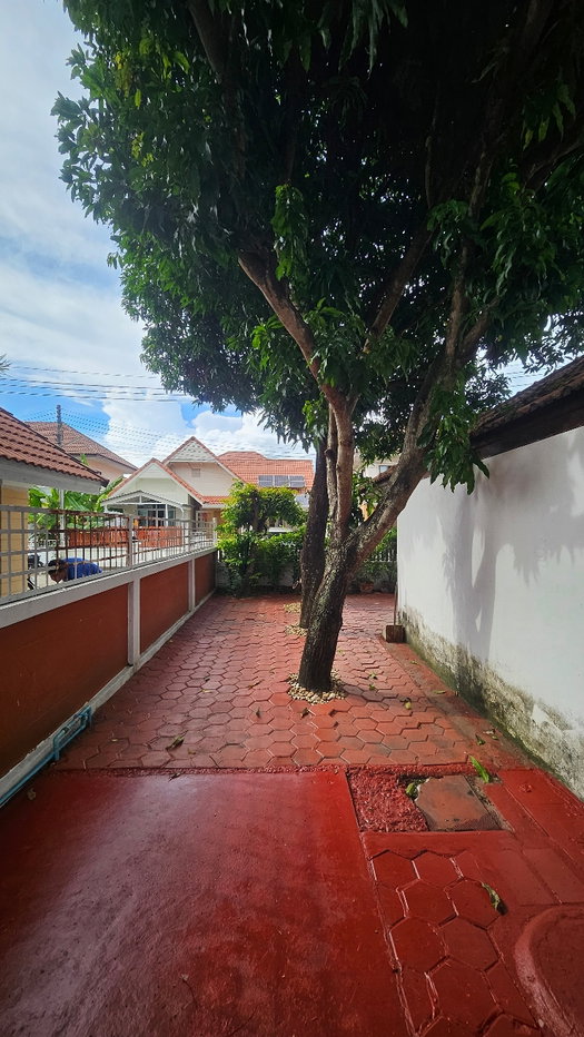 picture
🏡 House for Rent in Koolpunt Ville 9 – 25,000 THB/month - 31/33