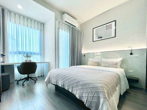 ให้เช่าคอนโด Ideo Sukhumvit - Rama 4 __ BTS พระโขนง เพียง 350 เมตร