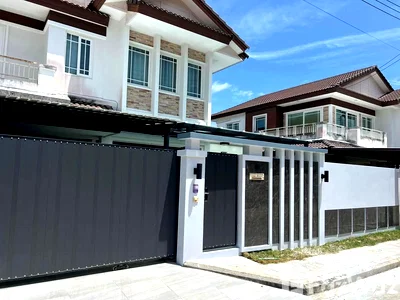 บ้านเดี่ยวให้เช่า : บ้านเดี่ยวให้เช่า 4 ห้องนอน ในโครงการ 88 แลนด์ แอนด์ เฮ้าส์ ฮิลไซด์ ภูเก็ต 6666991