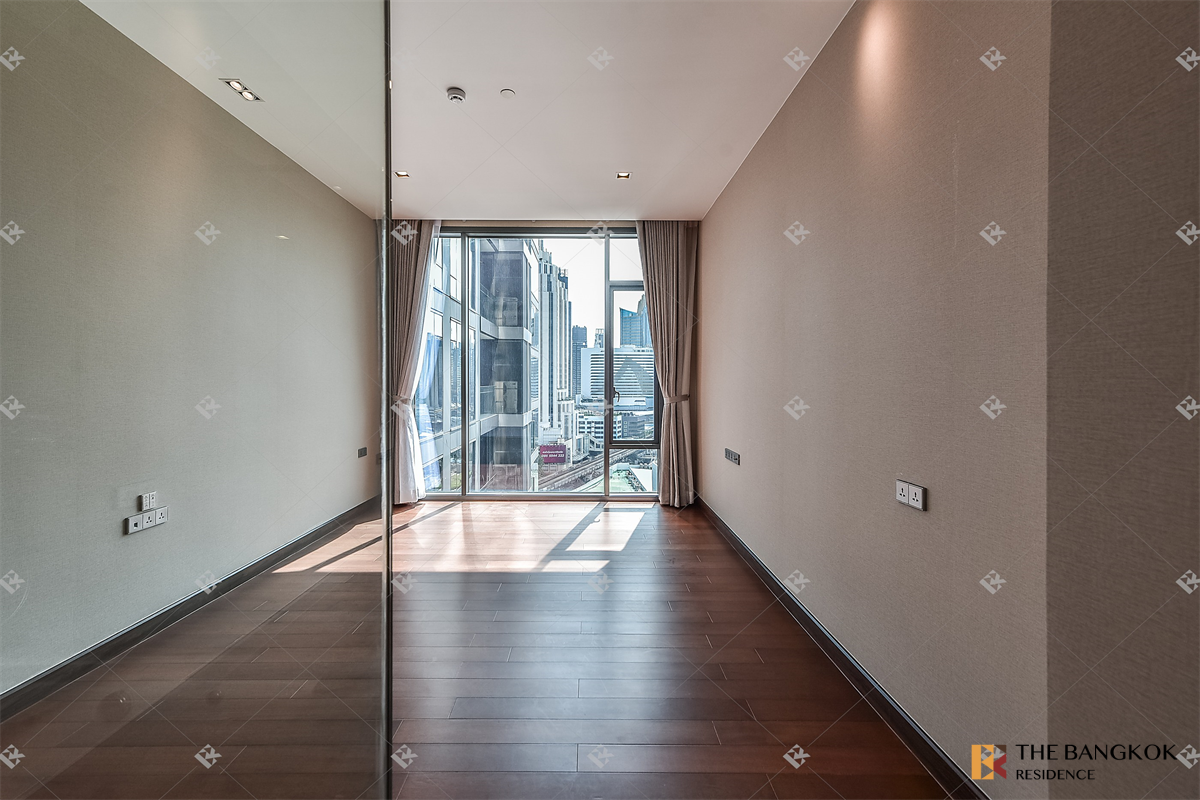 picture Ultimate Luxury Lifestyle with Convenience Q1 Sukhumvit near BTS Nana - 8/10
