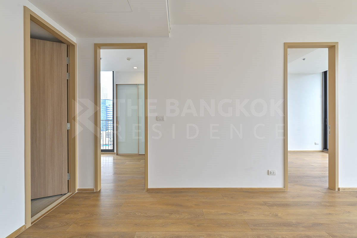 picture Great price, prime location Noble BE33 - 6/10