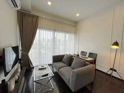 ให้เช่า Park Origin Thonglor ห้อง 2 ห้องนอน ตกแต่งครบพร้อมอยู่ มีสิ่งอำนวยความสะดวกครบครัน สนใจติดต่อ Line: rebecca.w77