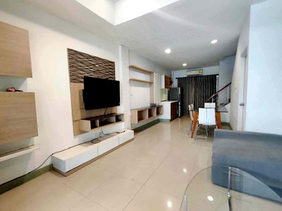 Townhouses for rent Bang Kapi : For Rent | Baan Klang Muang The Paris, Krungthep Kreetha 7
💰 THB 20,000/month