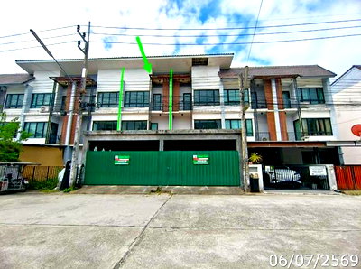 ทาวน์โฮม โรงเรียนกวงฮั้ว จ.ระยอง : ทาวน์เฮ้าส์ 22.5 ตร.วา ศักดิ์สายธาร พาโนราม่า เมืองระยอง ระยอง 3.9M