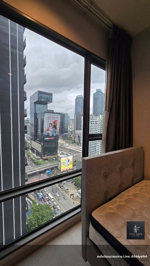 picture ✨ Stylish 2-Bedroom Corner Unit | Rhythm Asoke |  - 8/9