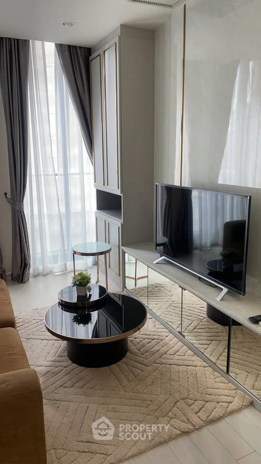 รูป ใกล้ BTS เพลินจิต 100 ม. | คอนโด 1 ห้องนอน Noble Ploenchit (ID 3180342) - รูปที่ 6/13