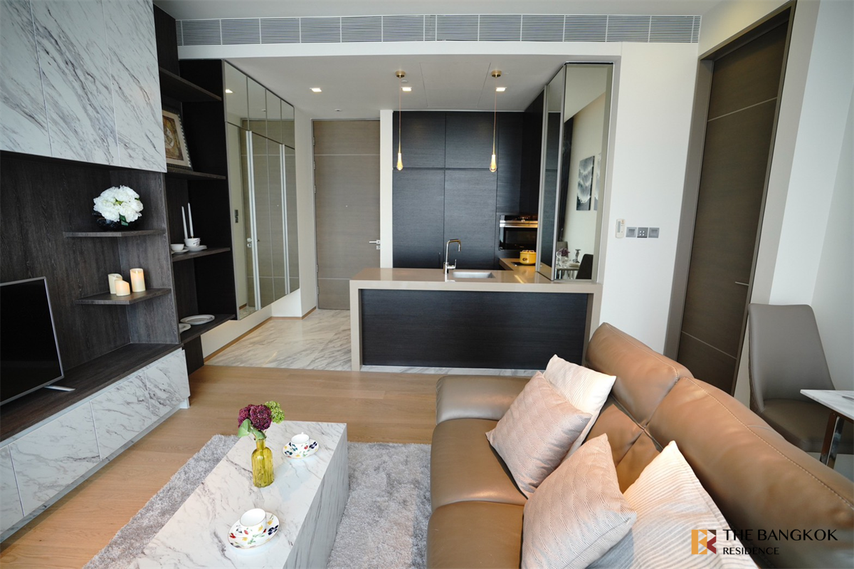 picture Saladaeng One near MRT Lumpini Station Move-in Ready, Just Bring Your Stuff - 3/10
