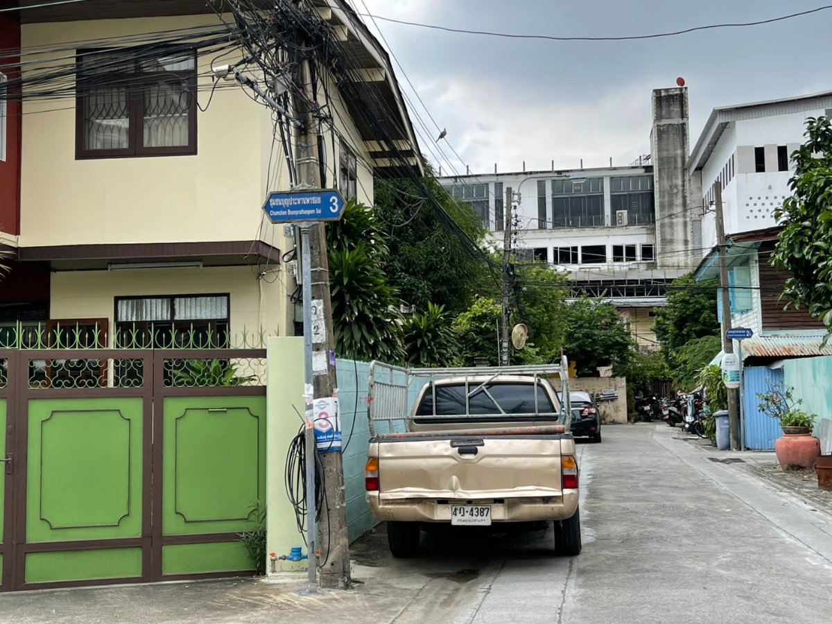 รูป บ้านให้เช่า ใกล้สาทร-พระราม 3-สาธุ (จันทน์ 51-เจริญราษฎร์ 8) สไตล์รีสอร์ เงียบสงบ บรรยากาศดี สะดวกสบาย เลี้ยงสัตว์ได้ ใกล้ทางด่วน - รูปที่ 6/9