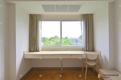 Room available, great price Residence 52 near BTS On Nut