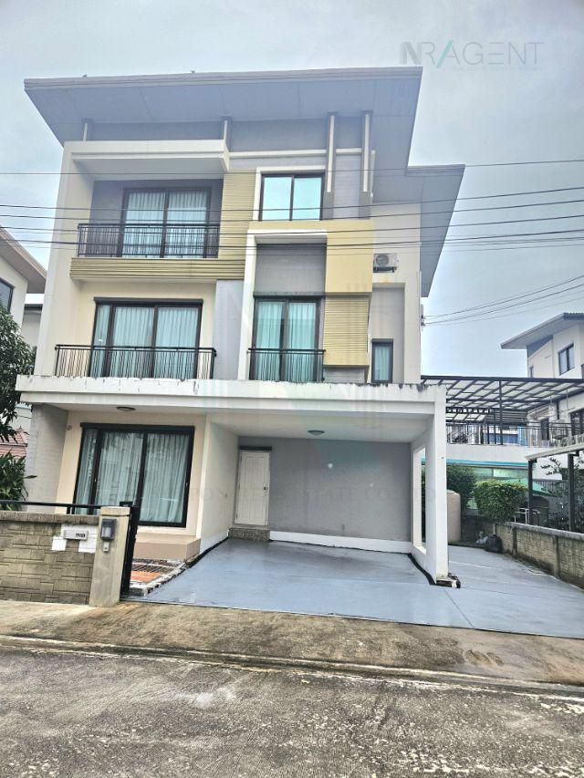 รูป 📌 ให้เช่าบ้านเดี่ยว 3 ชั้น โกลเด้น เพรสทีจ วัชรพล-สุขาภิบาล 5 5 ห้องนอน 4 ห้องน้ำ - รูปที่ 1/8