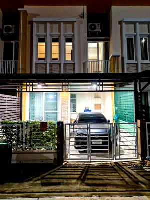 Townhouses for sale ลาดกระบัง 1 : 📌 For Sell Town house GOLDEN TOWN 2 ONNUT - LADKRABANG 2-story 3 bedroom 2 bathroom