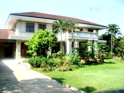 บ้านเดี่ยว รร.เตรียมอุดมศึกษาน้อมเกล้า  : 📌 ขายบ้านเดี่ยว โครงการ หมู่บ้านนวธานี เรสซิเดนซ์ 2 ชั้น 5 ห้องนอน 5 ห้องน้ำ