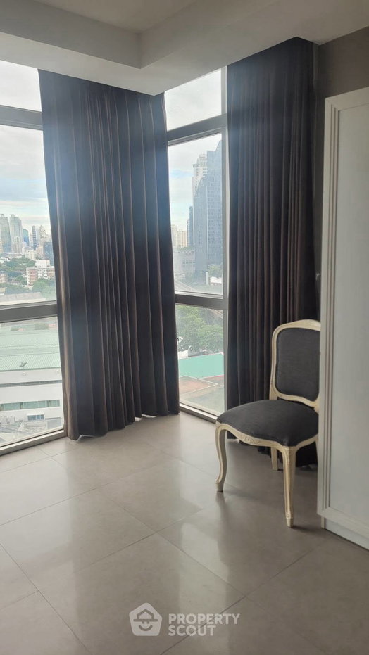 รูป ใกล้ BTS เอกมัย 60 เมตร คอนโด 3 ห้องนอน Nusasiri Grand Condominium (ID 3182114) - รูปที่ 17/18