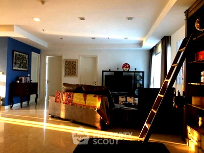 Condos for sale : 60m To BTS Ekkamai | 3-BR Nusasiri Grand Condominium For Sale (ID 3182114)