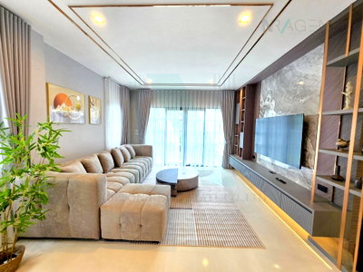 ขายบ้านเดี่ยว : 📌 ขายบ้านเดี่ยว โครงการ เซนโทร บางนา 2 ชั้น 4 ห้องนอน 5 ห้องน้ำ