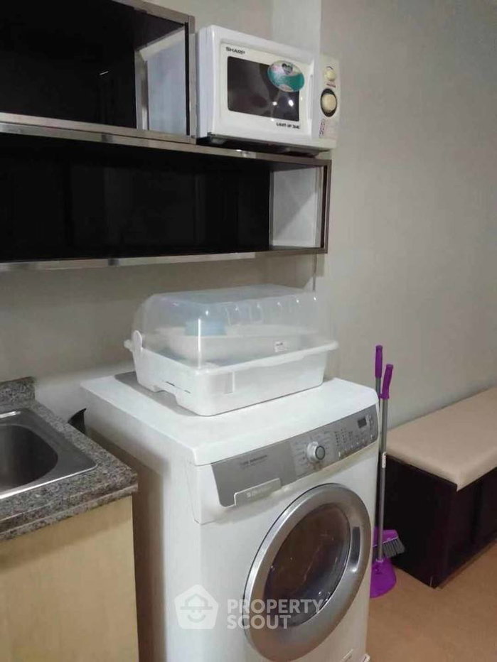 picture Great Value 1-BR The Trendy Condominium 200m From BTS Nana (ID 387573) - 5/9